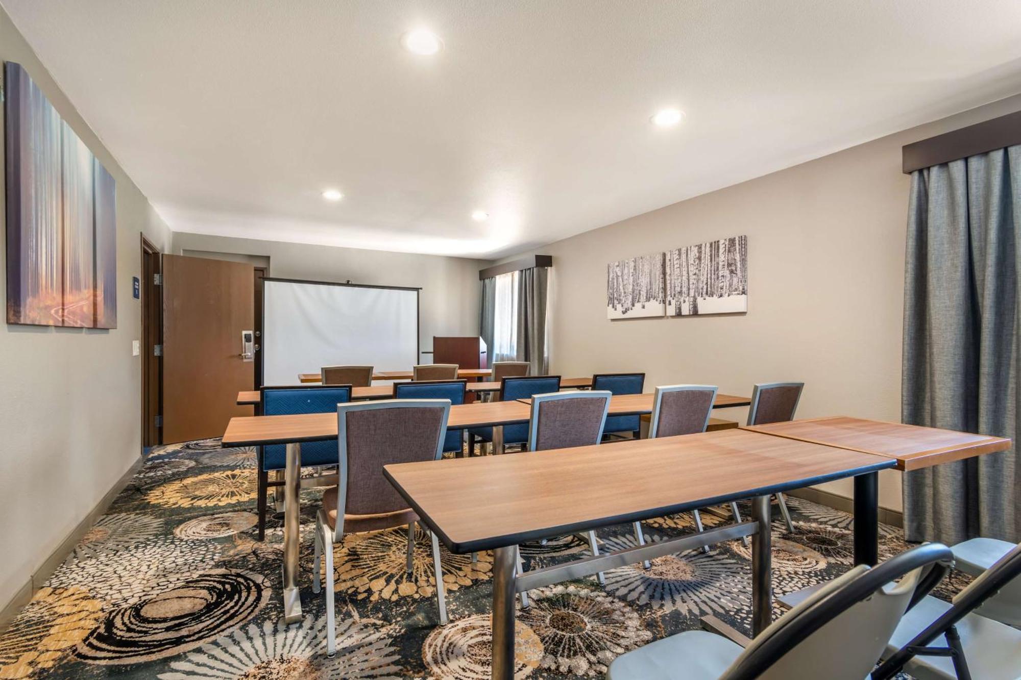 Best Western Atlanta-Marietta Ballpark Hotel Waterford Eksteriør billede